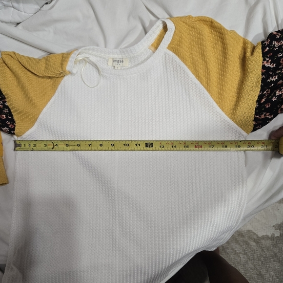 Umgee Boho Style Butterfly Sleeves Blouse Sz Small Like New - Picture 8 of 9